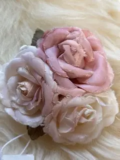 L'EST ROSE コサージュ ブローチ&ヘアピン ピンク系のサムネイル