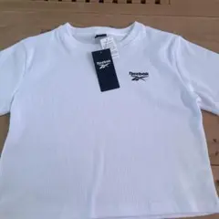 リーボックのTシャツ新品☆のサムネイル