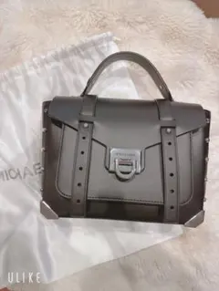 MICHAEL KORS スタッズ付きショルダーバッグ