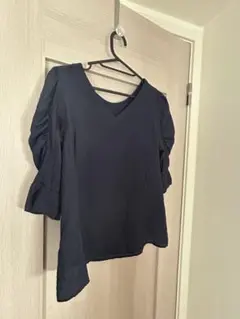 ストラ★定番前後2way麻トップス★ホームクリーニング済ネイビー Vネックシャツ