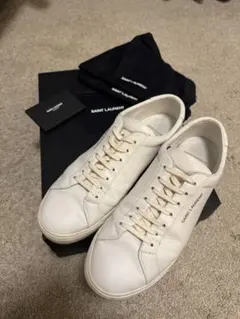 PRADA メンズ ホワイトスニーカー 2EG 361 9 - メルカリ