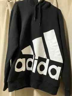 adidas フード付きパーカー 黒