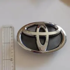 トヨタ エンブレム