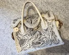 GRACE CONTINENTAL カービングバッグ M グレースコンチネンタル