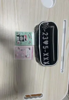 ファスナー付き筆箱 スイーツシール付き