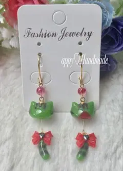 ちまっと♡モノトーンシャム にゃんこ しっぽゆらゆら ピアス