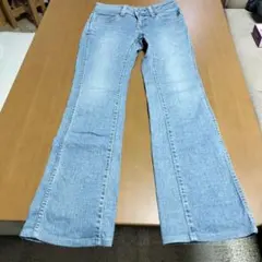 デニム　ジーンズのサムネイル