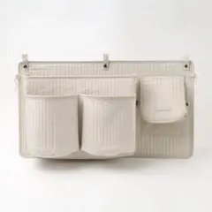 美品　モンシェリ moncheriペットケージキルティングマルチケースのサムネイル