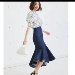 SNIDEL ハイウエストヘムボリュームスカート