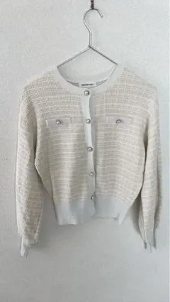 アイボリー ニットカーディガン パールボタン