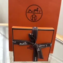 HERMÈS ギフトボックス オレンジ