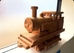 珍品 きかんしゃトーマス 木製 ウッドカービング 木工工芸 オブジェ