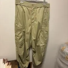 GU カーゴパンツ カーキ　Ｌのサムネイル