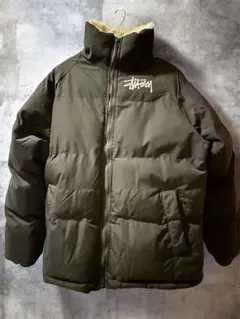 Stussy ステューシー BLACKブラック ダウンジャケットLサイズのサムネイル