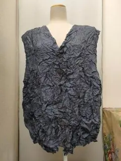 美品✨イッセイミヤケメン シワ加工 バイカラー ベスト トップス ブラウン 美品✨イッセイミヤケメン シワ加工 バイカラー ベスト トップス