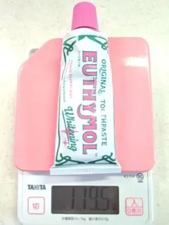 Euthymol Whitening ユーシーモール　ピンク　　ホワイトニング
