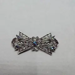 ヴィンテージ　ブローチ　リボンモチーフ　シルバー　ピンク系ラインストーン