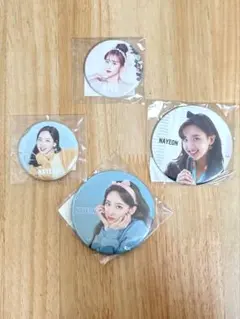 【未使用】【美品】 TWICE ナヨン　ミナ　公式グッズ　バッジ