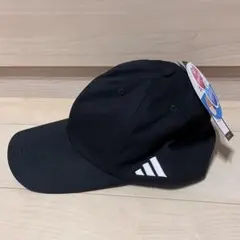 adidas アディダスキャップ ブラック　深め