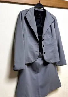 スーツ(スカート2種類)