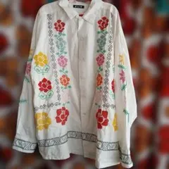 チャイハネ　男女兼用　刺繍シャツのサムネイル