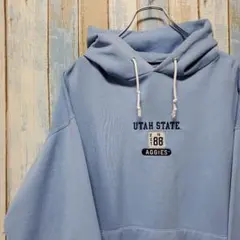 1187☆チャンピオン☆スウェットパーカー☆カレッジロゴ刺繍☆90s☆Lサイズ