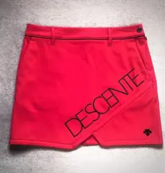 デサント　DESCENTE　ゴルフスカート　裏起毛　Mサイズ 赤