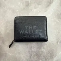 MARC JACOBS 二つ折り財布 ブラックのサムネイル