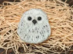 Handmade赤ちゃんフクロウの刺繍ブローチ