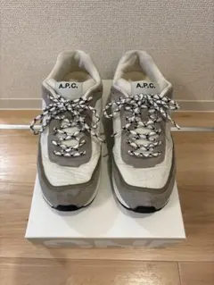 A.P.C. スニーカー 27.5㎝ EU42のサムネイル