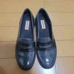 ハンターhunterレインローファーチャコールグレーuk4