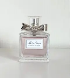 ミスディオールブルーミングブーケ50ml