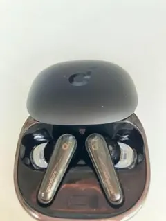 は*る様 最終値下げ[美品]Anker Soundcore Liberty 4