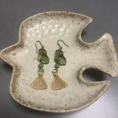 Item thumbnail for item e90c6385-f7cb-4ffe-8a3b-4242bb9c3039