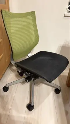 オカムラ バロン