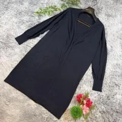 ✨22OCTOBRE✨サイズ2(M) 長袖 Vネック カーディガン ブラックのサムネイル