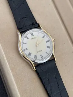 セイコー　ドルチェ　稼働品　クォーツ　腕時計 箱付き