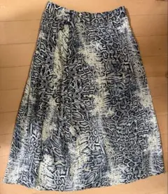 ZARA スネークスキン風フレアスカート ネイビー　蛇柄　ロングスカート　L