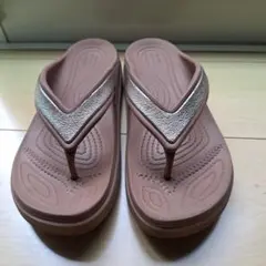 Crocs トングサンダル メタリック W8のサムネイル