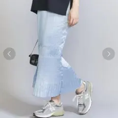 水色サテンプリーツマーメイドスカート