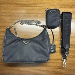 PRADAプラダRe-Edition2005ナイロンショルダーバッグのサムネイル