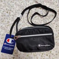 Champion ブラック ショルダーバッグ