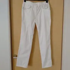 〈新品・未使用〉伊太利屋 ホワイトカラー ストレート パンツ ９号のサムネイル