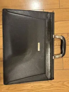 バーバリーのビジネスバッグ