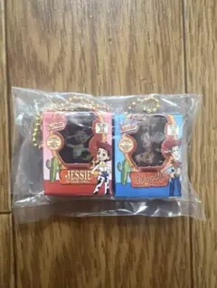 ガチャ　トイストーリー　ミニチュアパッケージコレクション　2 ウッディ　ジェシー