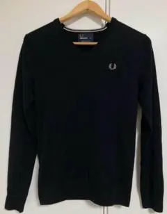FRED PERRYフレッドペリーのメリノウールVネックニット　XSサイズ　黒/