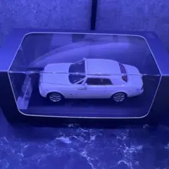 Rolls-Royce Phantom Coupe ミニカー　1/64のサムネイル
