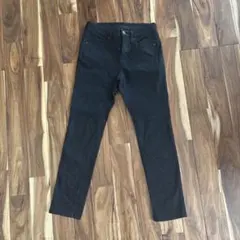 GU 黒　ブラック　スリムパンツ　ストレッチ　64サイズ