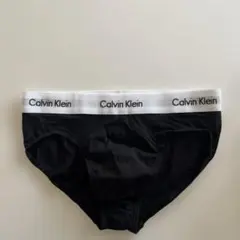 カルバンクライン　メンズビキニ　M(S) 黒　ビキニブリーフ　男性インナー　下着