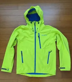 Item thumbnail for item c6bb52f4-545c-46bb-bf78-1388940dd657